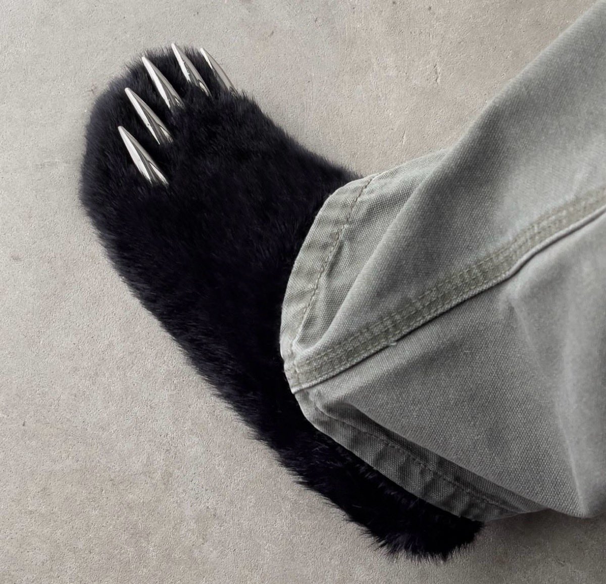 Bravest Studios 『Bear Claw Mule “Black”』が6月28日（日本時間6月29