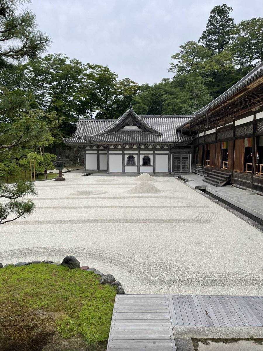 kao4718's tweet photo. 瑞巌寺へ参拝してきました。
伊達政宗ゆかりの美しいお寺とその宝物が展示されている宝物館をゆっくり観ました。
宝物館には伊達政宗の書状がたくさんあり、お礼状が芸術のように美しかったです https://t.co/kp3BCQoJAn