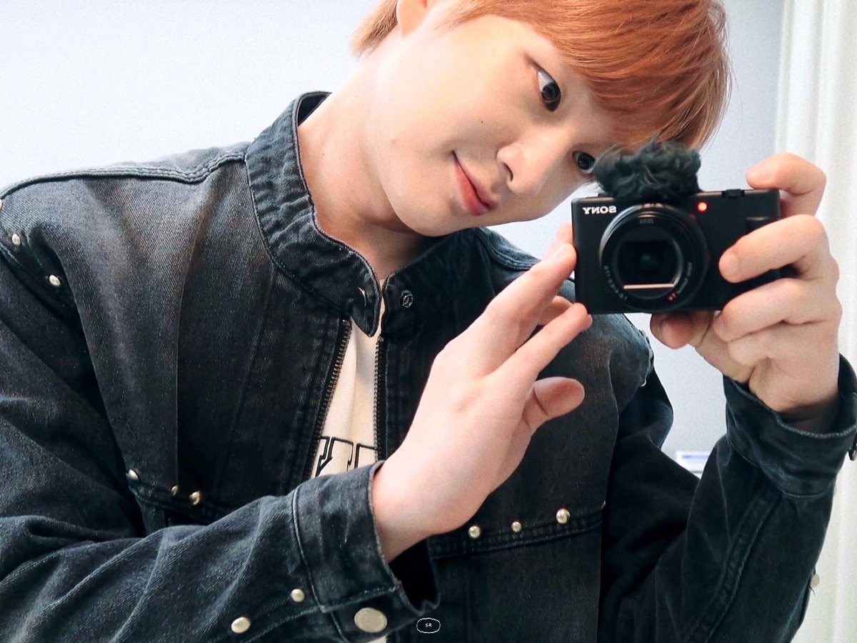 sunrise_onew's tweet photo. 얼짱 재질 🤭

🔗 https://t.co/H7A6TGki4N

#온유 #ONEW #オニュ https://t.co/TQa13R0jUv