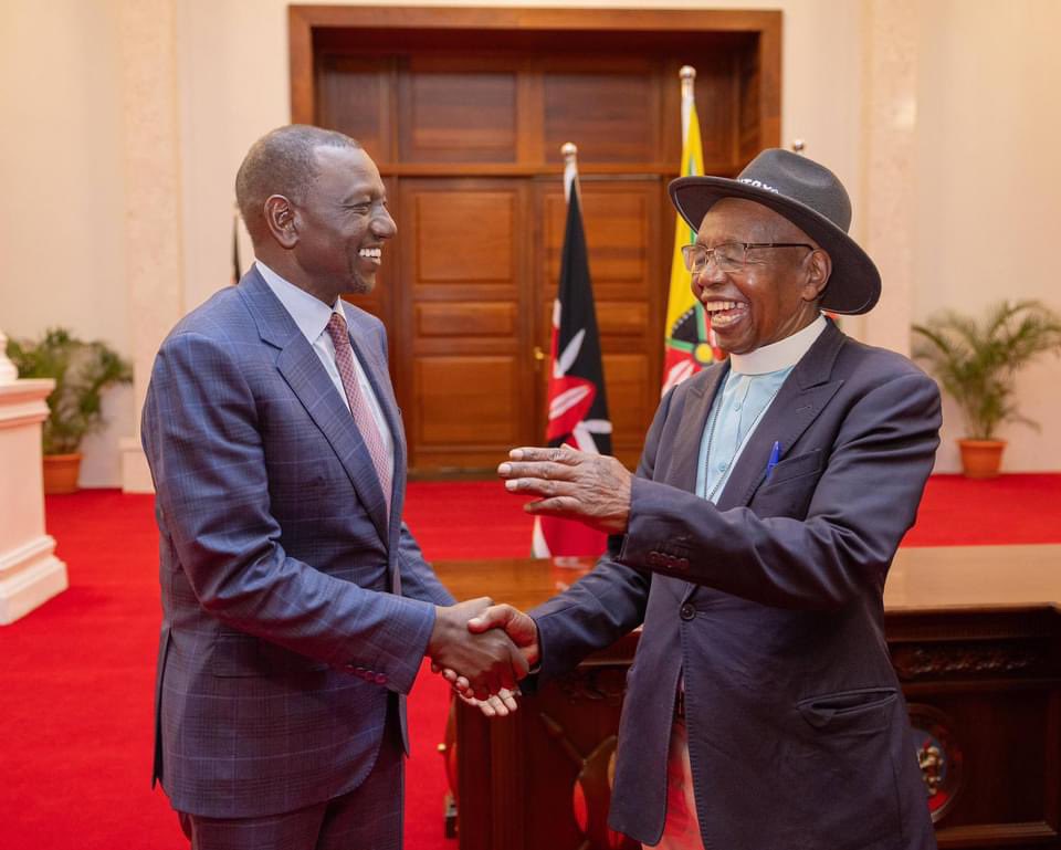 ziyaafrica's tweet photo. #RutoMustGo https://t.co/P89XCvdfmF