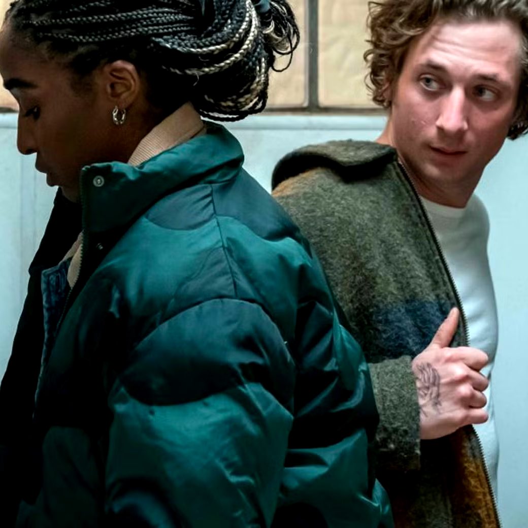 thjoyluckclub's tweet image. showrunners of the bear hating the main ship…. welcome back bellarke…