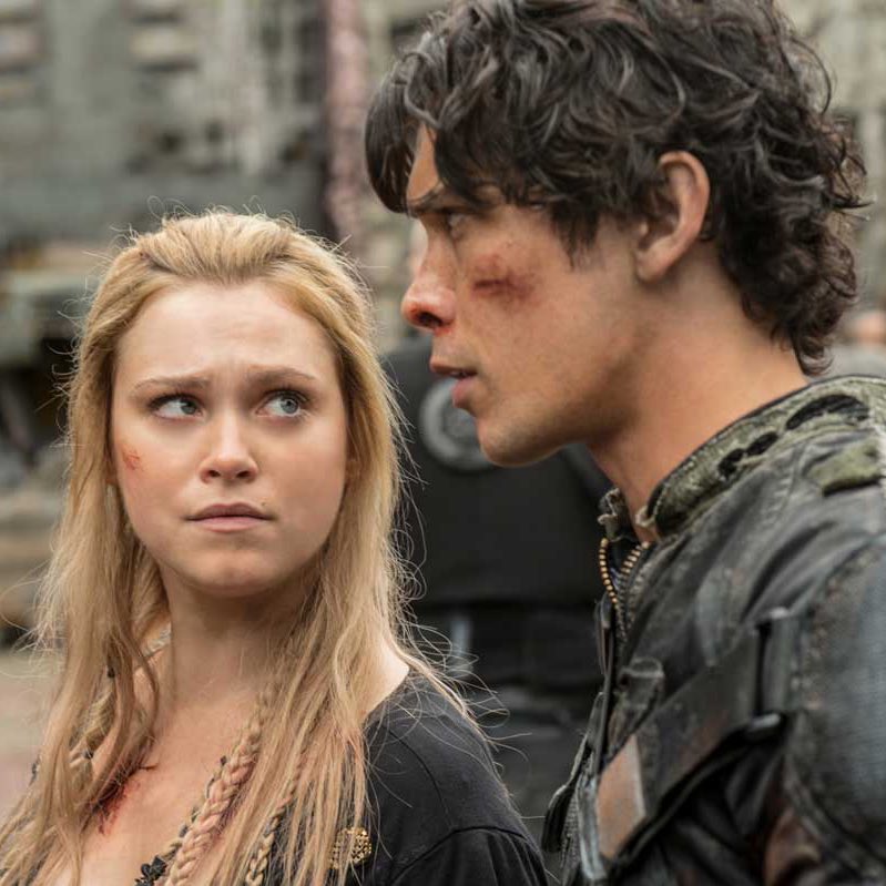 thjoyluckclub's tweet image. showrunners of the bear hating the main ship…. welcome back bellarke…