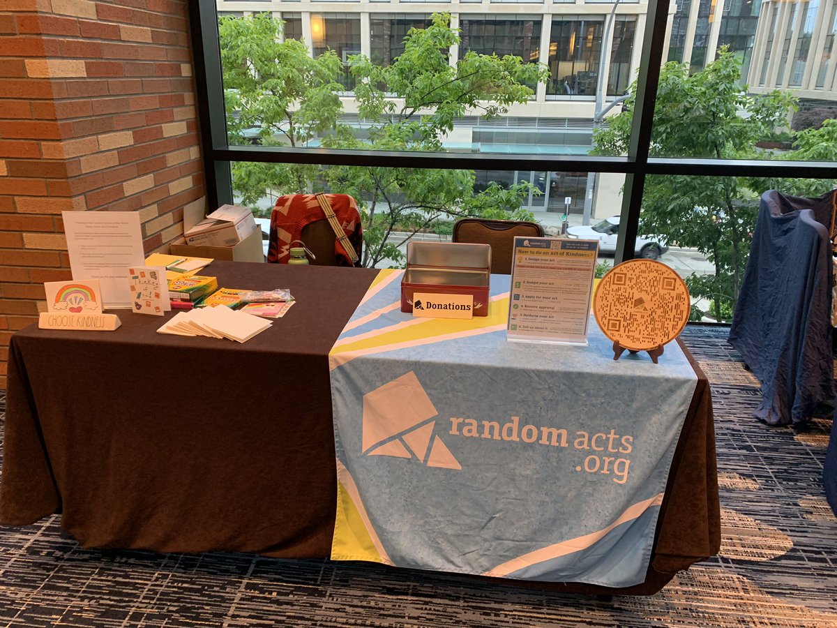 #SPNSeattle, we’re here! This weekend, come chat with us about #kindness and bring a can of hearty soup for Pike Market Senior Center and Food Bank! 🥫~Samara