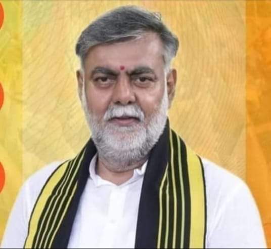 मध्यप्रदेश शासन में कैबिनेट मंत्री
     आदरणीय ताऊ मा. श्री <a href="/prahladspatel/">Prahlad Singh Patel ( वृक्ष से जल, जल से जीवन)</a>  जी आपके जन्म दिन की मंगलमय शुभकामनाएं एवं बधाई।।
       मां नर्मदे जी की कृपा सदैव आप पर बनी रहे !!
<a href="/BJP4Sagar1/">BJP Sagar Sambhag</a> <a href="/BJP4MP/">BJP Madhya Pradesh</a>