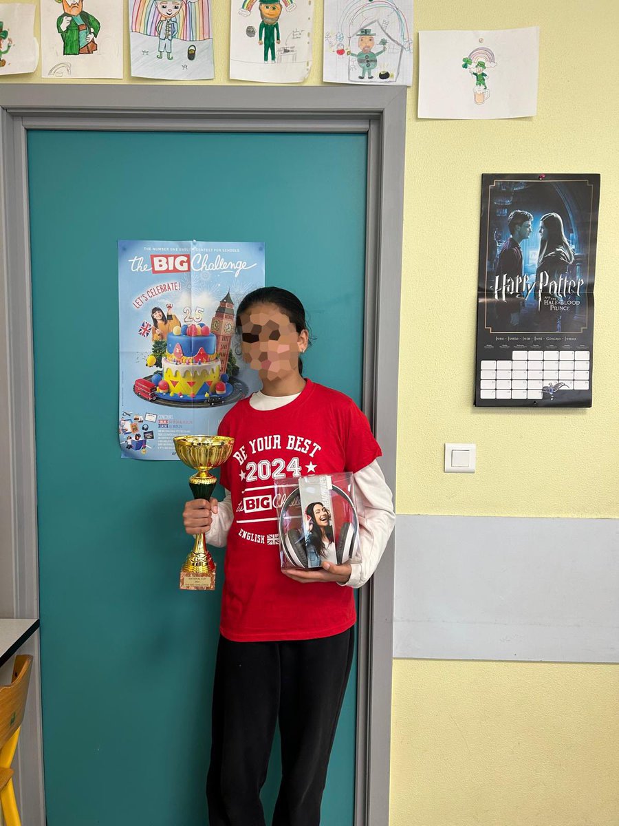 LagneauJules's tweet photo. Quelques souvenirs de la remise des prix du concours Big Challenge. 🇺🇸🇬🇧🇦🇺🇳🇿 Mention spéciale pour Johanna : 3e de Moselle et Huda : 1ere de Moselle et 8eme de France 🇫🇷 Bravo à tous ! @acnancymetz @Dsden57 @MoselleCD57 @VilledeMetz @GregoryPremon #anglais #english https://t.co/FgQB6m0JQN