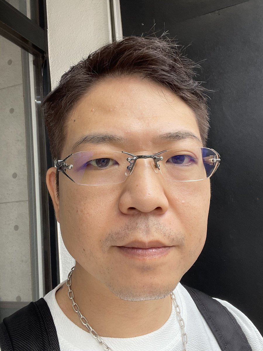 hata3745's tweet photo. 染めたよ https://t.co/w7q3R0N6wk