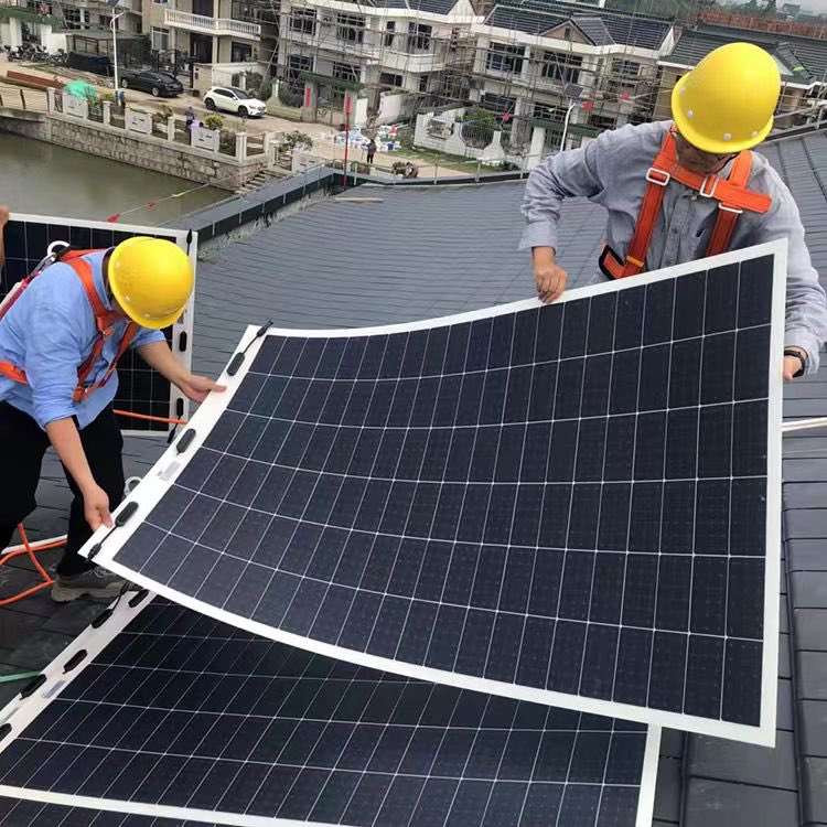 EllieGuoRH's tweet image. Changsun hot selling
FLEXIBLE SOLAR PANELS
87W 175W 265W 350W 520W
EASY TO INSTALL 
PROVIDE TECHNICAL SUPPORT #SolarAdventure #solar #solarenergy #solarpower