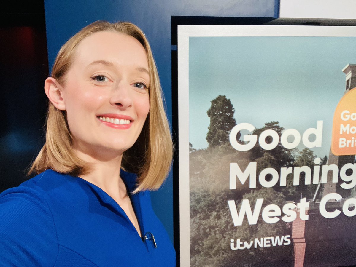 Louisa_Britton's tweet image. Happy Friday from the West Country @GMB team! Join us at 6.20 on ITV ☕️
