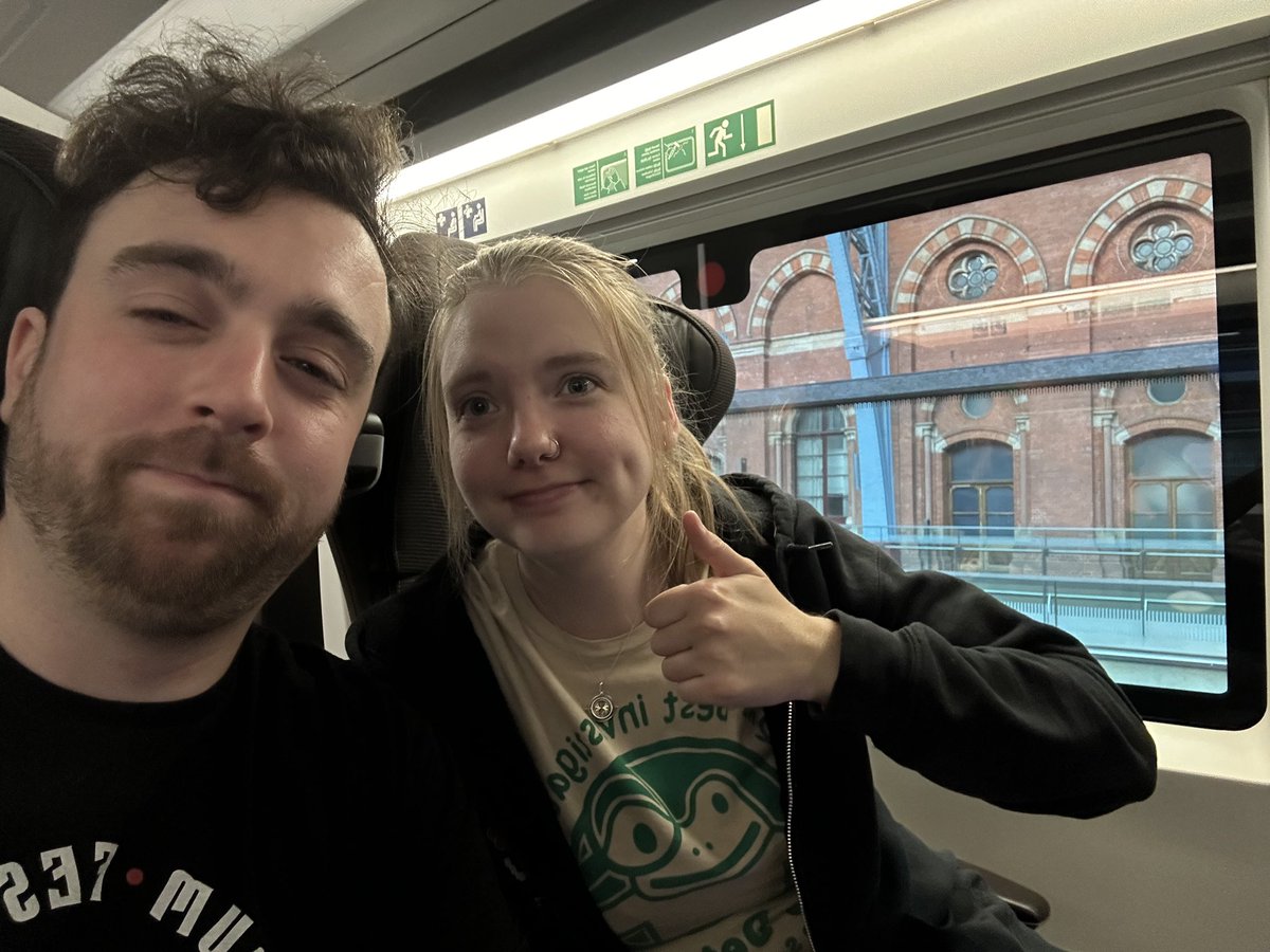 Mrgregles tweet media