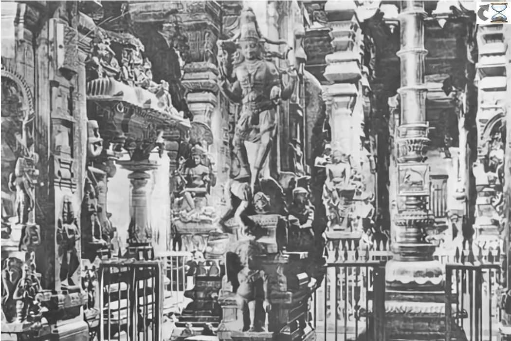 SwayamGlobal's tweet photo. An old picture inside Meenakshi Amman temple in Madurai.

#इतिहासनामा #history #india https://t.co/T8DdpWUnVt