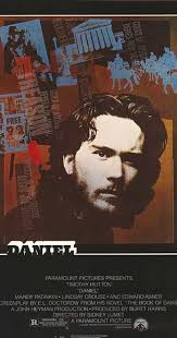 merlinpapin3's tweet photo. .@FredOL69007 #PremièreFoisauCinéma
#IlanMitchellSmith dans Daniel de Sidney Lumet (1983) il avait 14 ans https://t.co/YX3kUcgQhV