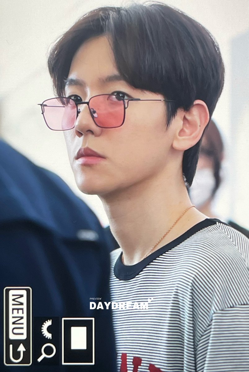 Daydream506B's tweet photo. 240628ICN
#BAEKHYUN
#백현 #변백현 #边伯贤 https://t.co/TSkrvufJNB