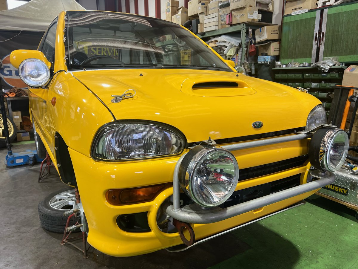 kit_service0429's tweet photo. SAFARI-VIVIO復活への道
順調に進行しております
本日Fバンパーとアンダーガードが付きました
まだまだ完成には道のりありますが、来月は着手から1年になるので、月末までに完成を目指します
#SAFARIRALLY
#WRC
#PatricNjiru
#SUBARU
#VIVIO
#KK4
#KITservice
#SMSG
#レストア https://t.co/AUwcfMcnh2