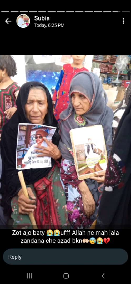 salmakareem_'s tweet photo. how can we say Mothers doesn't love to her Son  ? The Mother of Misaing  #Nisarkarim and the Mother of  Missing of #SameerBaloch ? plz be the voice of all #BalochMissingPersons #EndEnforcedDisappearances https://t.co/a7MtsvUWYf