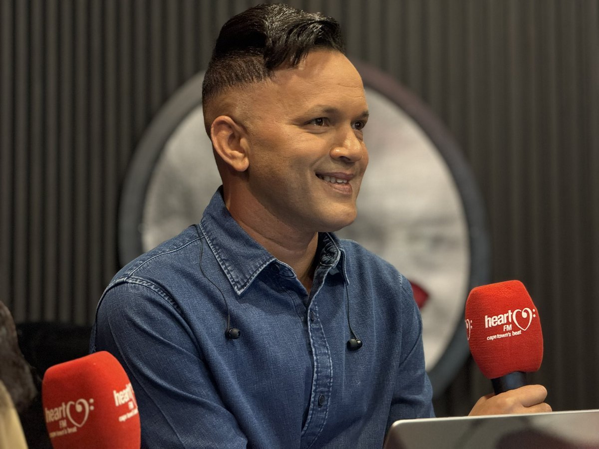 Heart1049FM's tweet photo. Farewell @juliancnaidoo ! 🎉  Watch the final show live:  https://t.co/ynkRE6G7u6 🎈
#TheFinalShow #TheLaneChange #HeartBreakfast #HeartFM https://t.co/UPpzjlgMMe