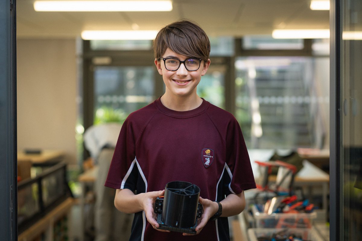 Friday High Fives 🖐️go to Henry in Year 9 for winning First Prize in the Green Futures Instructables Competition! His innovative idea for a Power Generating Turbine for drainpipes was 3D printed and constructed with Vex parts in our Design Technology &amp; Engineering workshop.