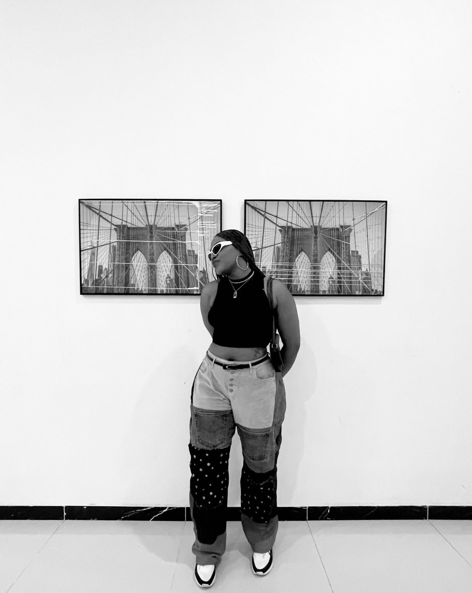 YcuL___'s tweet photo. My pants from @UrbanRare 
Accessories from @Madini_Luxe https://t.co/Uc0FcQzMu6