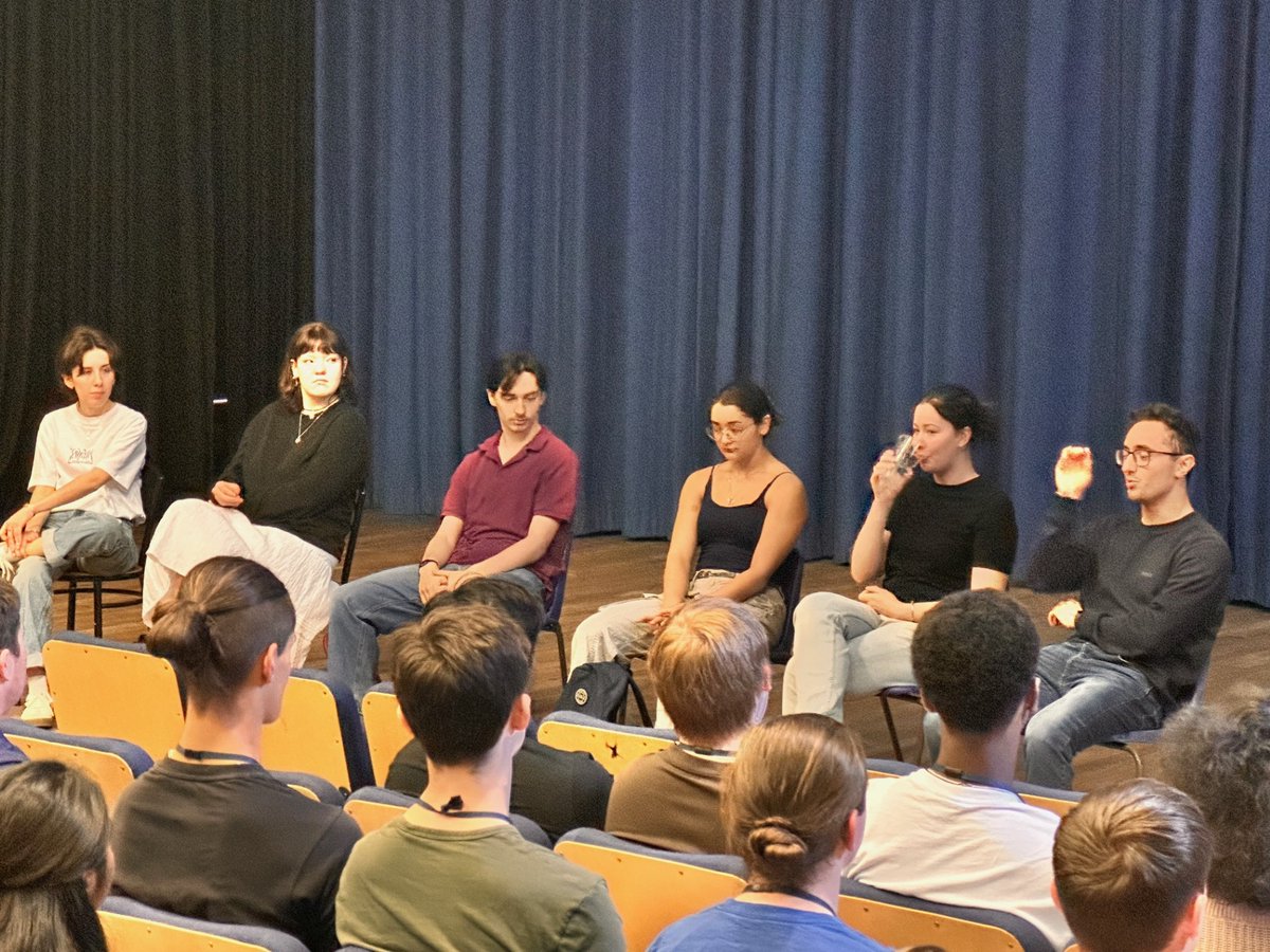 MWS #alumni talking about university to our Year 12s