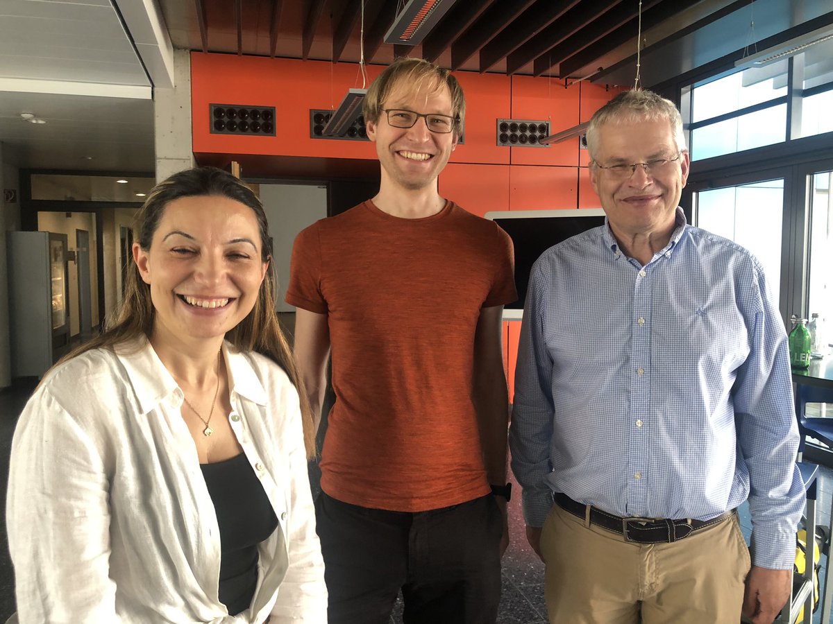 gcyalcin's tweet photo. International Excellence Talks at the Karlsruhe Technology Institute, Germany
Photo with Prof.Christian Beck and Dr.Benjamin Schaefer
/
Karlsruhe Teknoloji Enstitüsü,Almanya’da Uluslararası Mükemmelliyet Konuşmaları,
Prof.Christian Beck ve Dr.Benjamin Schaefer ile fotografımız https://t.co/n5BBTJH6wq