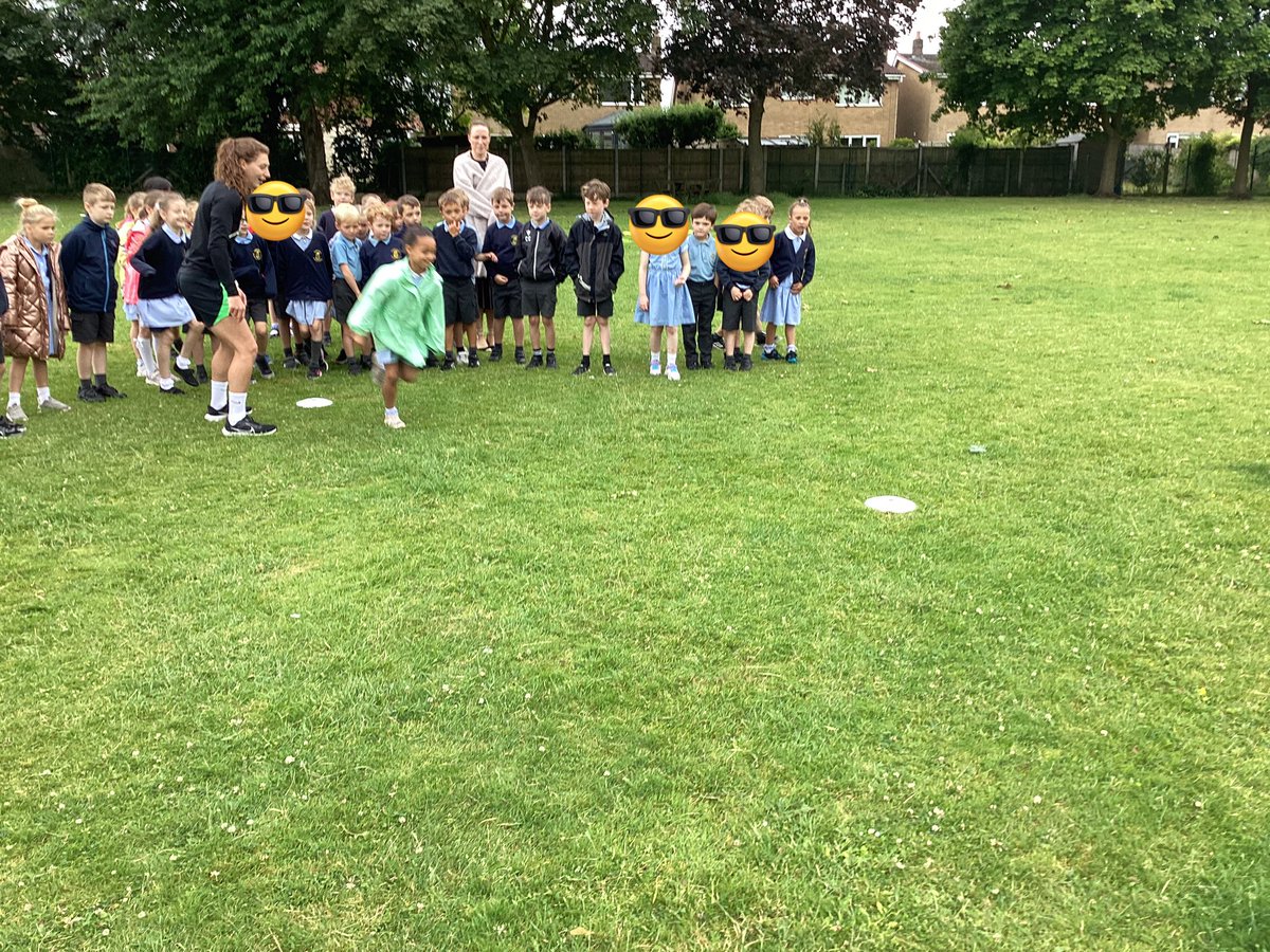 An inspirational day so far. We have worked with Charlie, a fitness coach who works with LFC. We are getting back into pre-season form doing some conditioning training. What an incredible job 👏 @ComberbachMrsY <a href="/comberbachmrM/">@ComberbachMrM</a> #ComberbachPD #ComberbachInspireDay