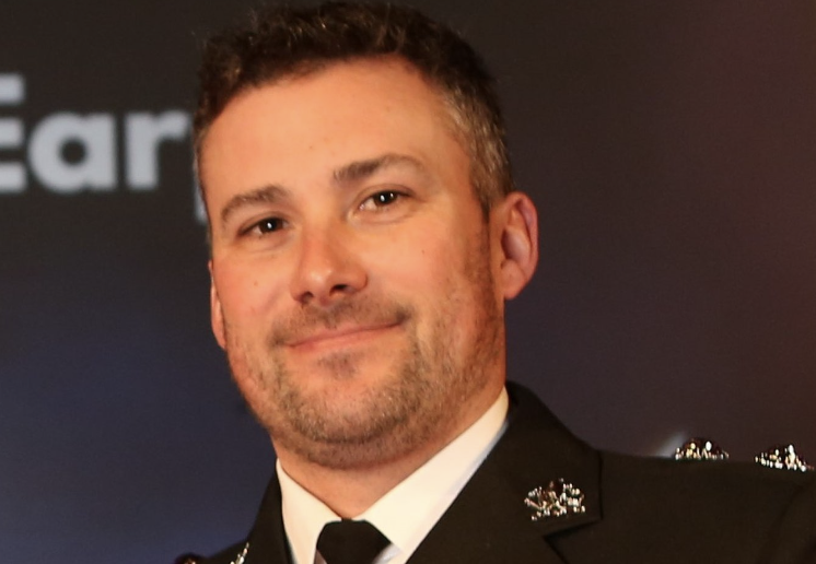 🕯️ IN MEMORY

Today marks the first anniversary of the death of Dyfed Powys Inspector Gareth Earp.

Gareth, 43, died in a road traffic accident as he travelled home from work on the A470 near Rhayader on 29 June 2023.