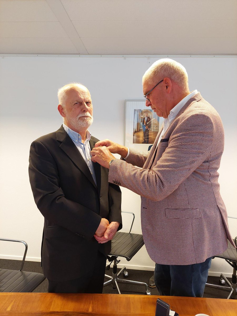 Oorlogsgravenstichting tweet media