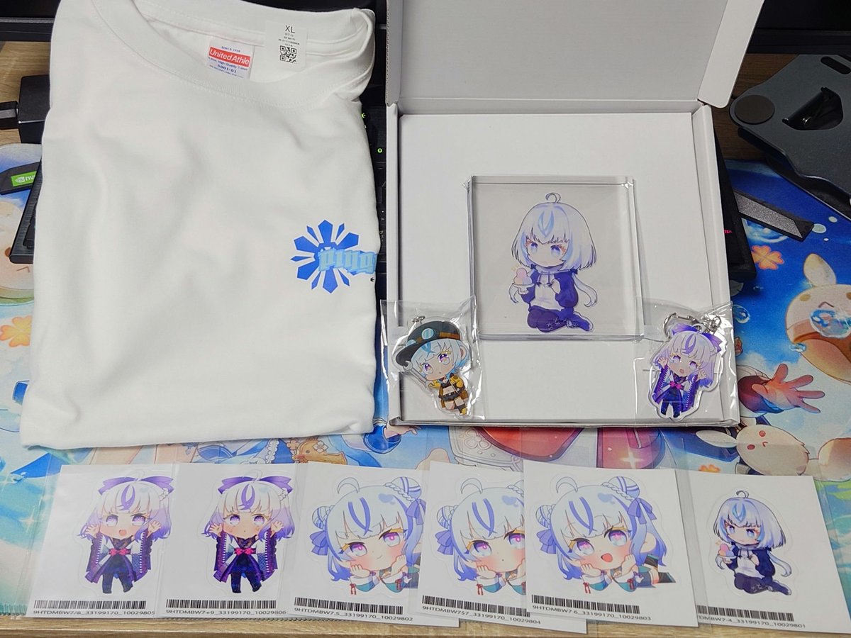 HK_hk__hk's tweet image. 2周年＆生誕祭グッズ届いたー
まだもう少し届くみたい！
これからも活動頑張ってね〜
#いのみて
#Pinguino 
#ぴんぐいの