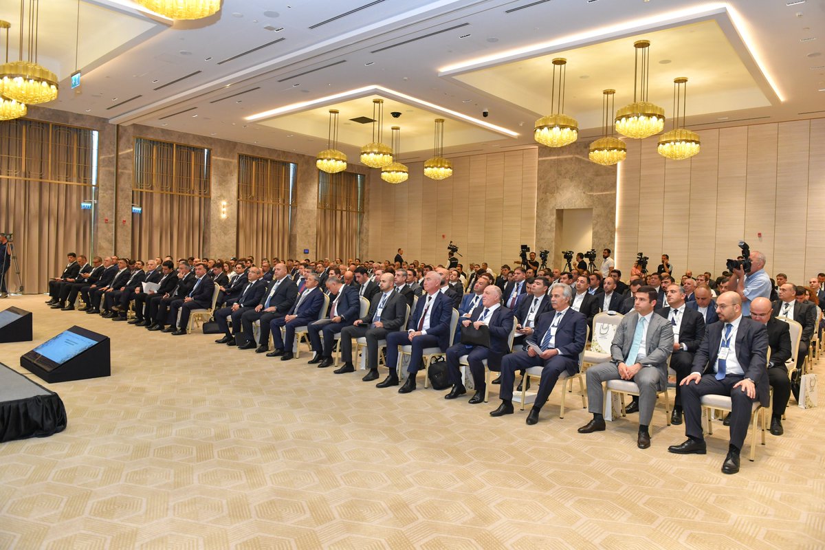 smbgovaz's tweet image. İqtisadiyyat Nazirliyinin təşkilatçılığı ilə #Şuşa şəhərində “Sahibkarlar üçün yeni imkanlar: Qarabağı birlikdə quraq” mövzusunda tədbir keçirilib. 

Ətraflı - bit.ly/3L1hNnx

#EconomyAz