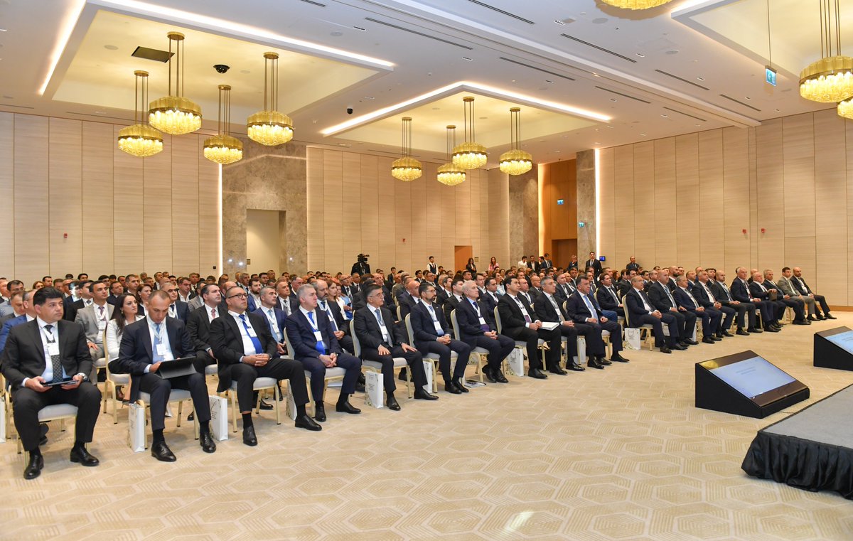 smbgovaz's tweet image. İqtisadiyyat Nazirliyinin təşkilatçılığı ilə #Şuşa şəhərində “Sahibkarlar üçün yeni imkanlar: Qarabağı birlikdə quraq” mövzusunda tədbir keçirilib. 

Ətraflı - bit.ly/3L1hNnx

#EconomyAz