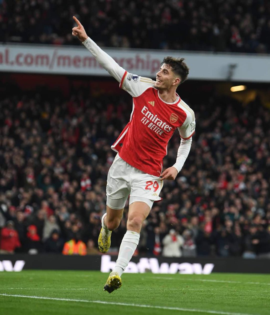 ArsenalCIV225's tweet photo. Il y a un an jour pour jour, nous signions Kai Havertz ❤️
Profitez de ces images de ses meilleurs moments à Arsenal jusqu'à présent 👇
#ArsenalCIV #KaiHavertz #AFC #COYG #Arsenal #Gunners https://t.co/962Sb9Qh6v