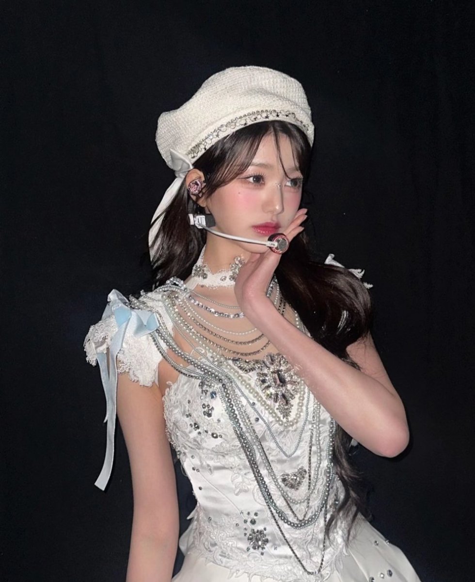 izwonny__'s tweet photo. Instagram update. She's so pretty?! Omg https://t.co/soBSNHHo3V