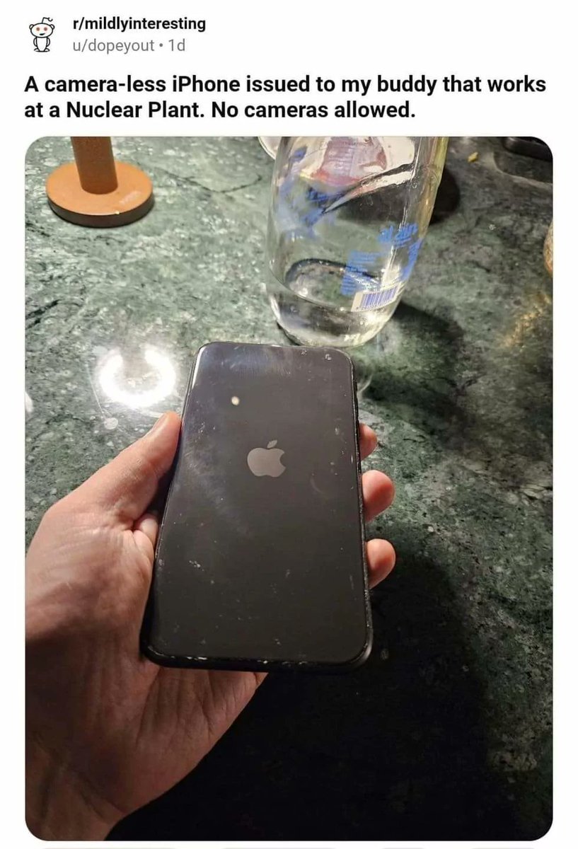 3utools's tweet photo. Check out this interesting piece of tech! My buddy who works at a nuclear plant got issued a special iPhone without cameras. In high-security areas, no cameras are allowed, so this is the perfect solution. Fascinating, right?

#apple #applememes #applefun #iphonecamera https://t.co/kfXgg2Si8I