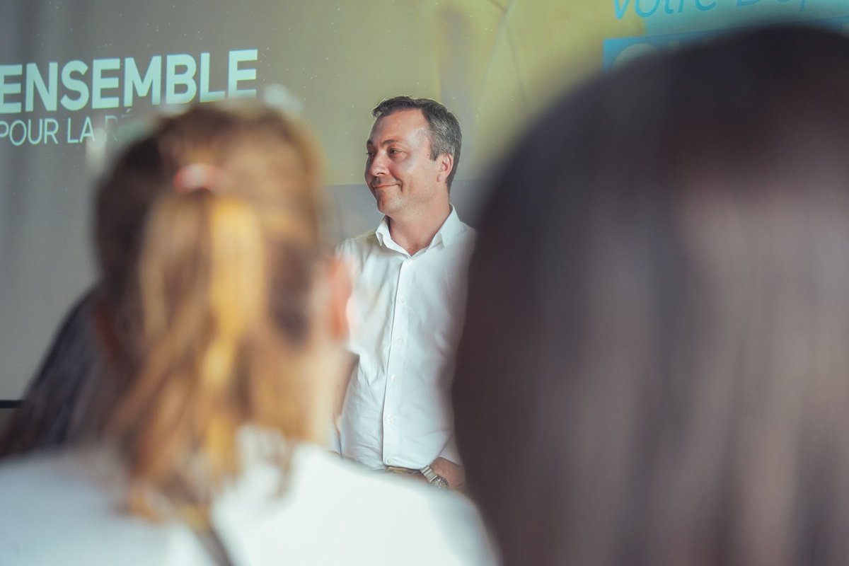 circle54's tweet image. Une salle comble pour notre réunion publique hier à Saint Max avec @P_Guillemard 
Occasion de rappeler qu'un député se bat au niveau national et au niveau local pour son territoire.
@PartiRadical
@Ensemble2024 @HorizonsLeParti  @MoDem54