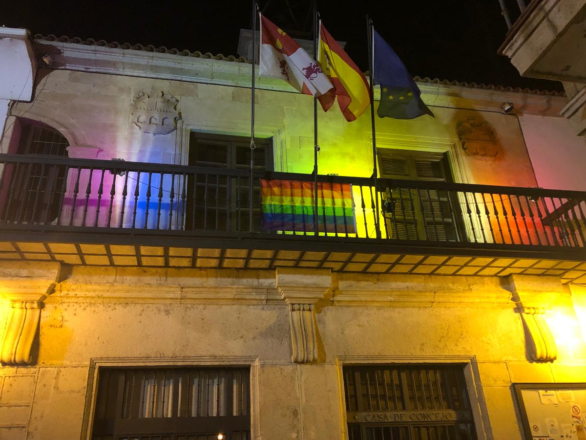 Ayuntamiento de Alba de Tormes tweet media