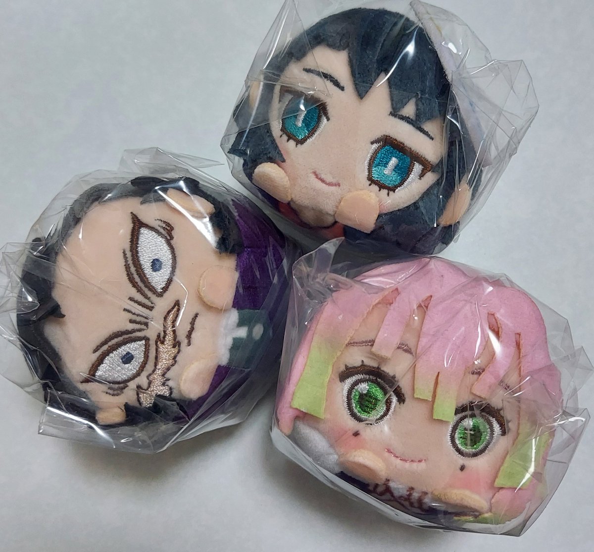 Reibucchi32_'s tweet photo. 【交換】鬼滅の刃 もちころりん ぬいぐるみマスコット ぬいぐるみ

<提供>真菰、不死川玄弥、甘露寺蜜璃

<希望>2枚目

異種になりますがよろしくお願いします。

#黎の取引 https://t.co/coYeHAgFic