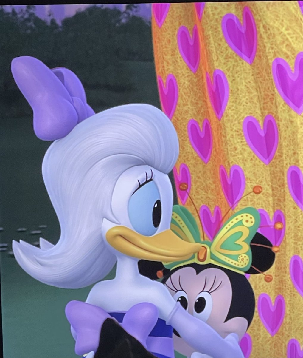 dctspurs69's tweet photo. @realclintonb “Is there a Mickey in the house?” https://t.co/4tZkcz8HWo