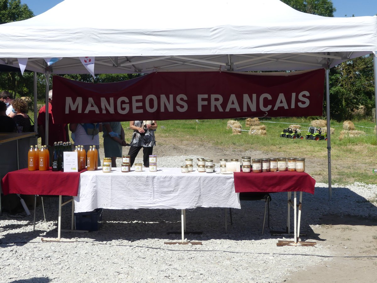 🌿🚶‍♂️🍽️Ne manquez pas l'événement avec les JA de Segré à Louvaines ! 🌟 

📅 Dimanche 30 juin 2024 
🕒 Dès 9h 
📍 Les Landes Louvaines, 49500 Segré 

Au programme : randonnée matinale, repas, et expo de moissonneuse batteuse. On vous attend nombreux ! 🌞✨