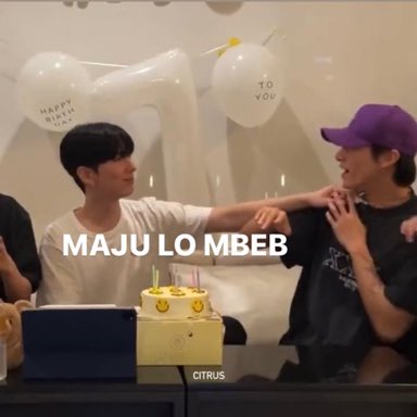 imnvyp's tweet photo. 🚨Finding monbebe🚨
mau cari mbeb lagi di tengah2 monek wamil ini (kali aja ada babybebe) , barangkali mau berteman yagesya kita mutualan🫠 https://t.co/KOxP4hDFKt