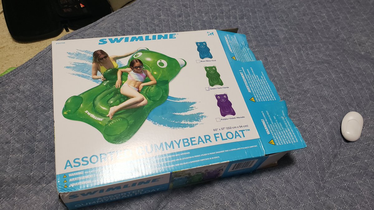 sasayuki11's tweet photo. こういう物を仕入れましてね。
#Inflatable
#SWIMLINE
#GUMMYBEAR https://t.co/Djpq9EIqJB