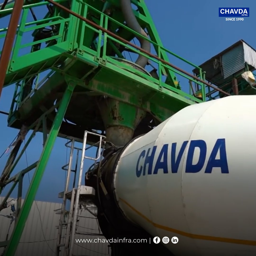 ChavdaInfra's tweet photo. Chavda Infra's ready-mix concrete operations are designed to support efficient construction. From residential to commercial projects, our concrete guarantees superior performance and long-lasting results.

#Buildinglegacy #30yearsstrong #Chavdainfra  #qualitywork #excellence #rmc https://t.co/u1zKPje2uu