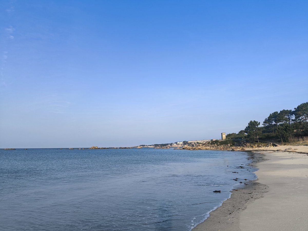 MaxStoneballs's tweet image. Puede que sea uno de los sonidos más bonitos para nuestro cerebro. La mar en calma.