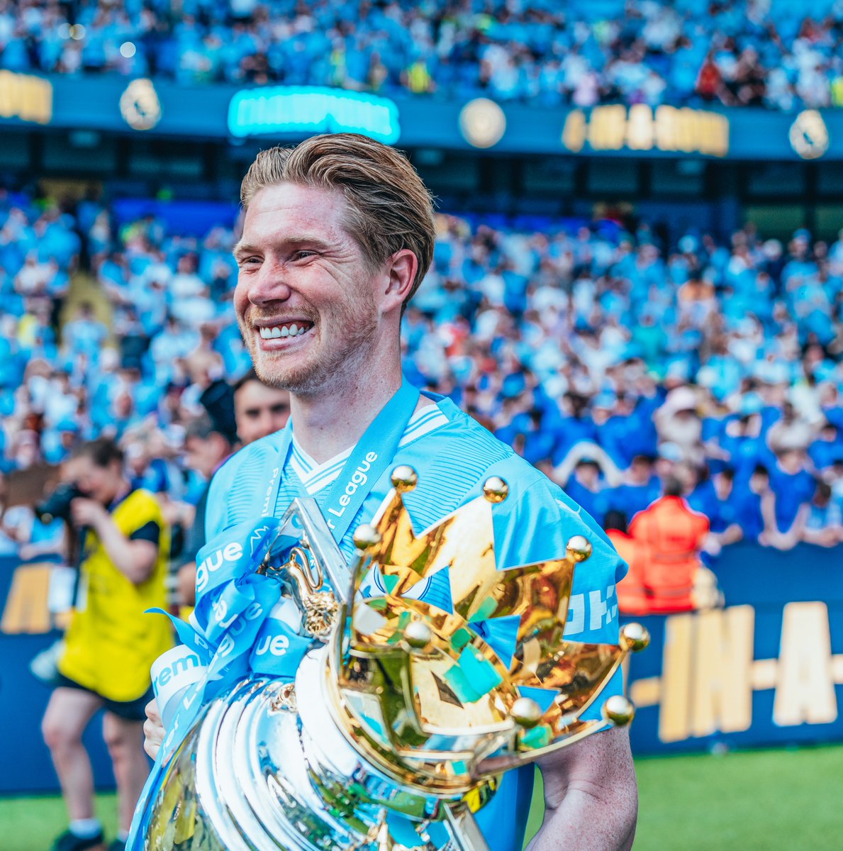 Manchester City tweet media