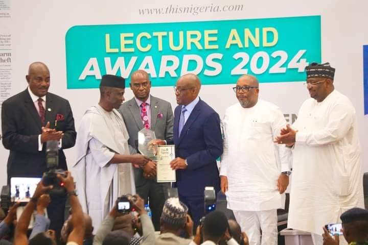 fctministerwike's tweet photo. FCT MINISTER WIKE WINS THISNIGERIA NEWSPAPER INFRASTRUCTURE AND LEADERSHIP AWARD

…DEDICATES AWARD TO PRESIDENT TINUBU @officialABAT 

https://t.co/lWueCOYHfV https://t.co/W5GaVN4Ys8