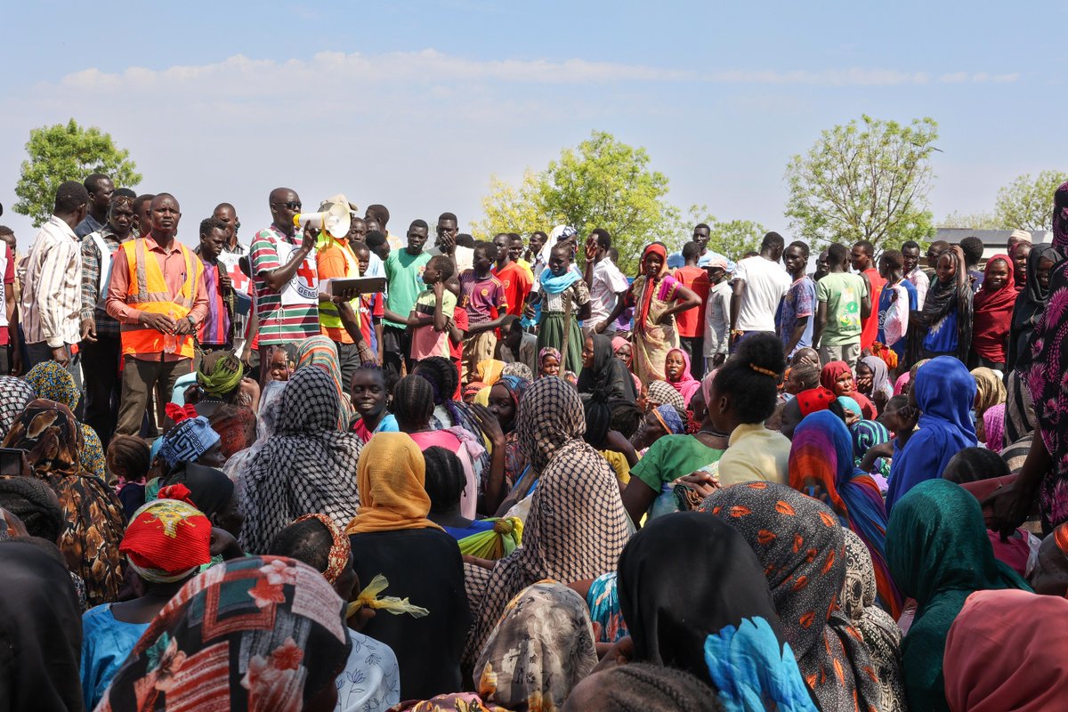 One of the pillars of our activities in #SouthSudan is being accountable to the communities impacted by armed conflict, that we assist.

Feedback from those affected helps us understand their needs better and respond more effectively to alleviate their suffering. #AAP #SSoT