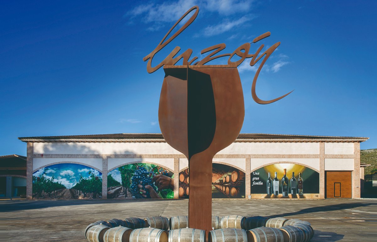 Bodegas Luzón tweet media