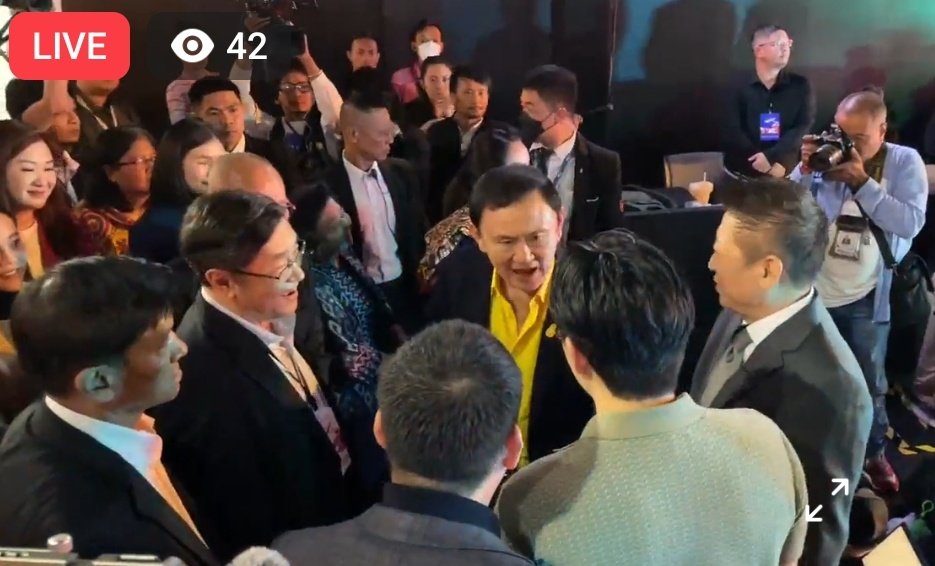 MayWongST's tweet image. #Thailand ex-PM, on bail for #lèsemajeste charges, @ThaksinLive visiting inaugural @thaccaofficial Soft Power Forum, aimed at supporting sector, generating awareness about nation. His daughter, @ingshin's national soft power comm deputy chair reuters.com/world/asia-pac… #ThaccaSplash