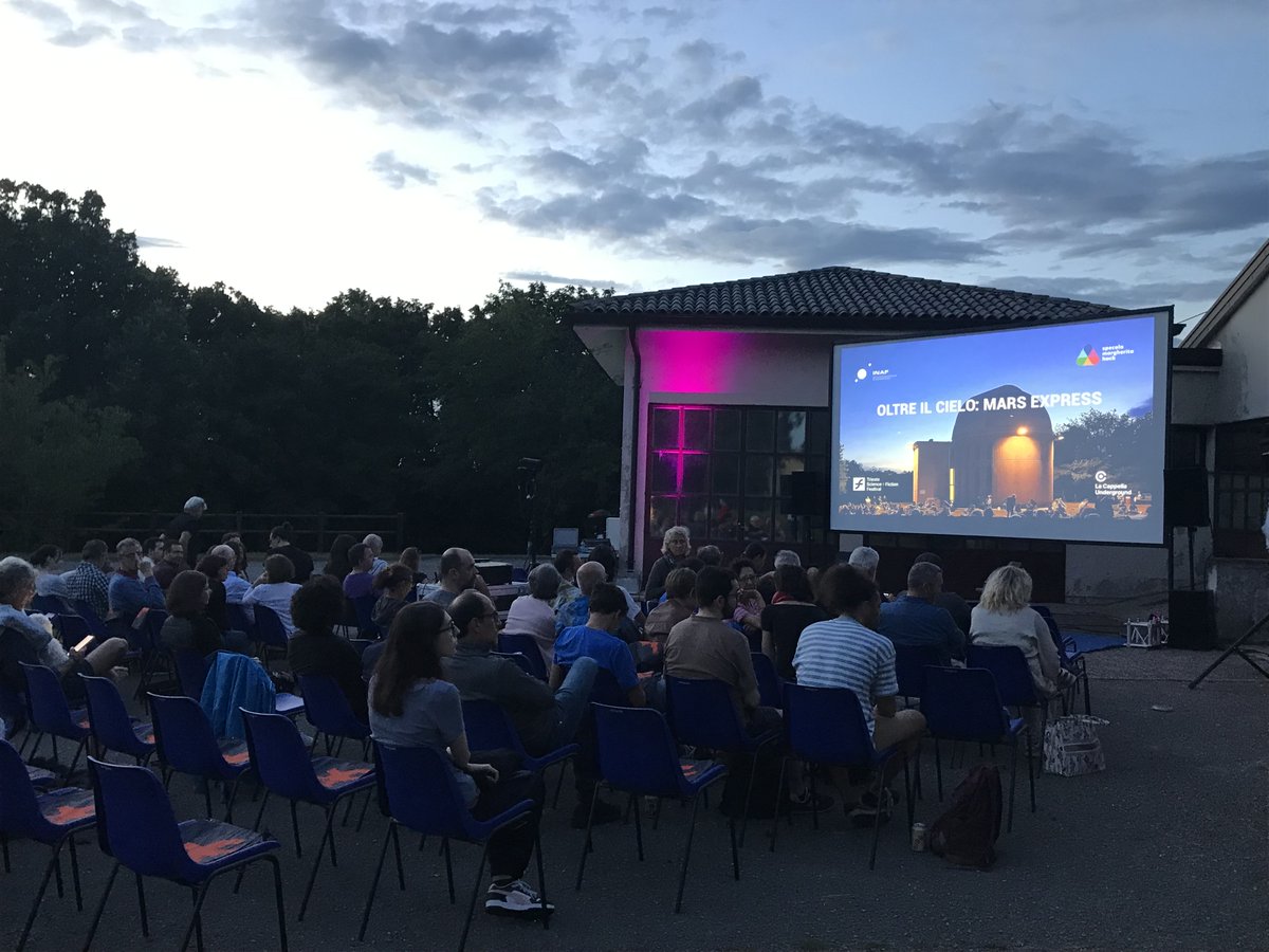 FFIORE21's tweet photo. Ieri sera siamo andato Oltre il cielo a Basovizza con Mars Express, il prossimo incontro con Marte il 17 luglio: https://t.co/JopAEwXglv https://t.co/D33EZ7yLe3