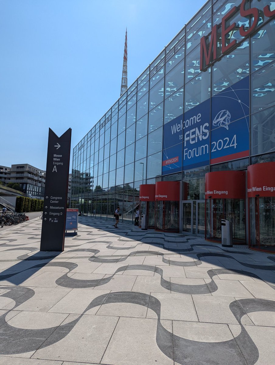 Are you curious about how attention coordinates selective information processing in biophysically realistic, spiking neural networks? Come to my poster P123 this afternoon. #FENS2024 #FENSForum2024