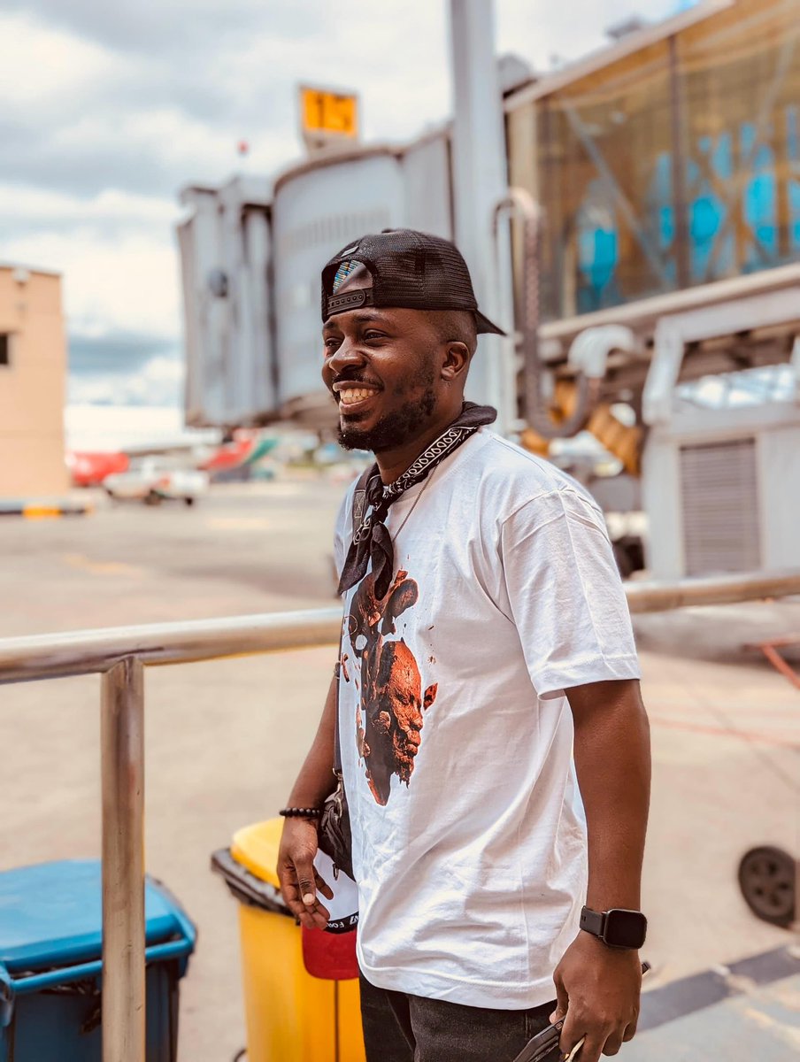 PlugKaunjika1's tweet image. TAILORA MERCH 🔥🔥🔥🔥
How many likes for me to get this for free😩?? @SuffixMw

WhatsApp this line to purchase+265 884 444040
TAILORA🔥🔥🤭

push.fm/fl/tailora