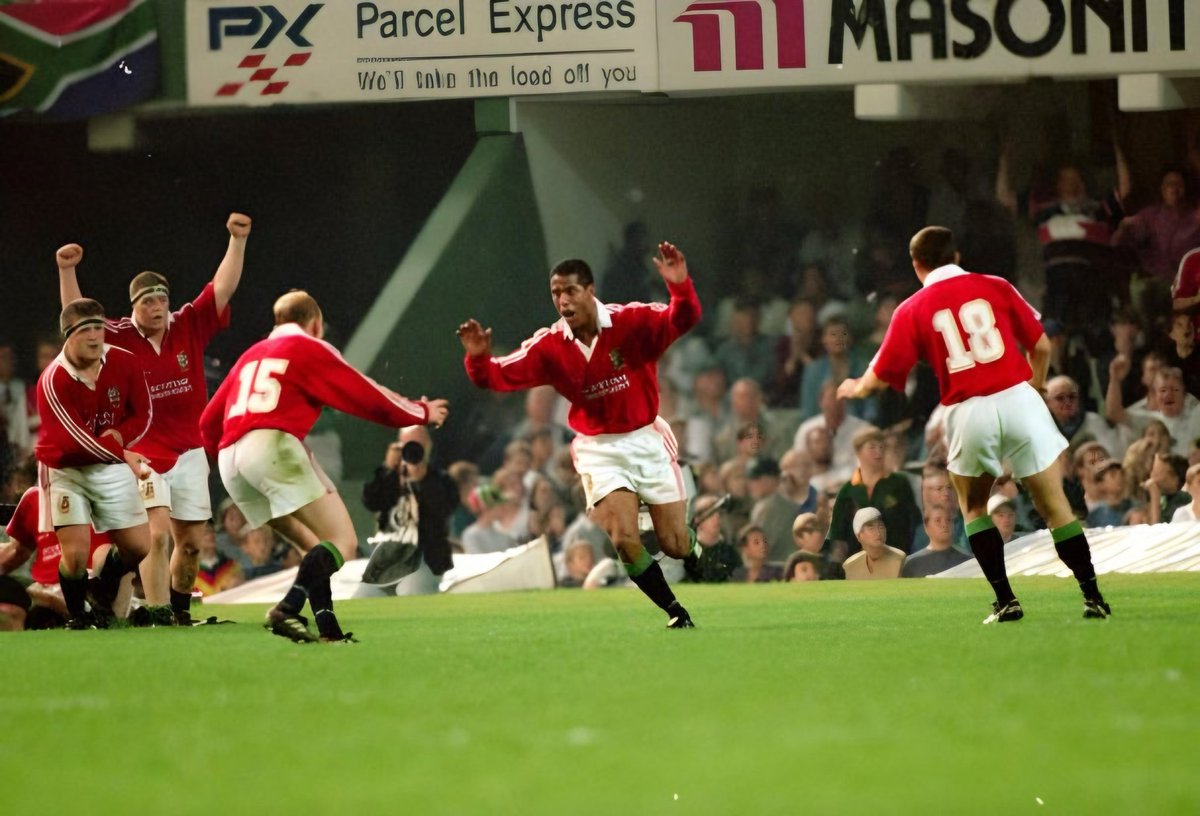 classrugbyshirt's tweet photo. 27 years ago on 28th June 1997, Jeremy Guscott scored the drop goal for the British and Irish Lions to beat South Africa 18-15 and win the series

#britishandirishlions #classicrugbyshirts #rugbyunion https://t.co/uW0nwSDICX https://t.co/nnJGTiLsfU